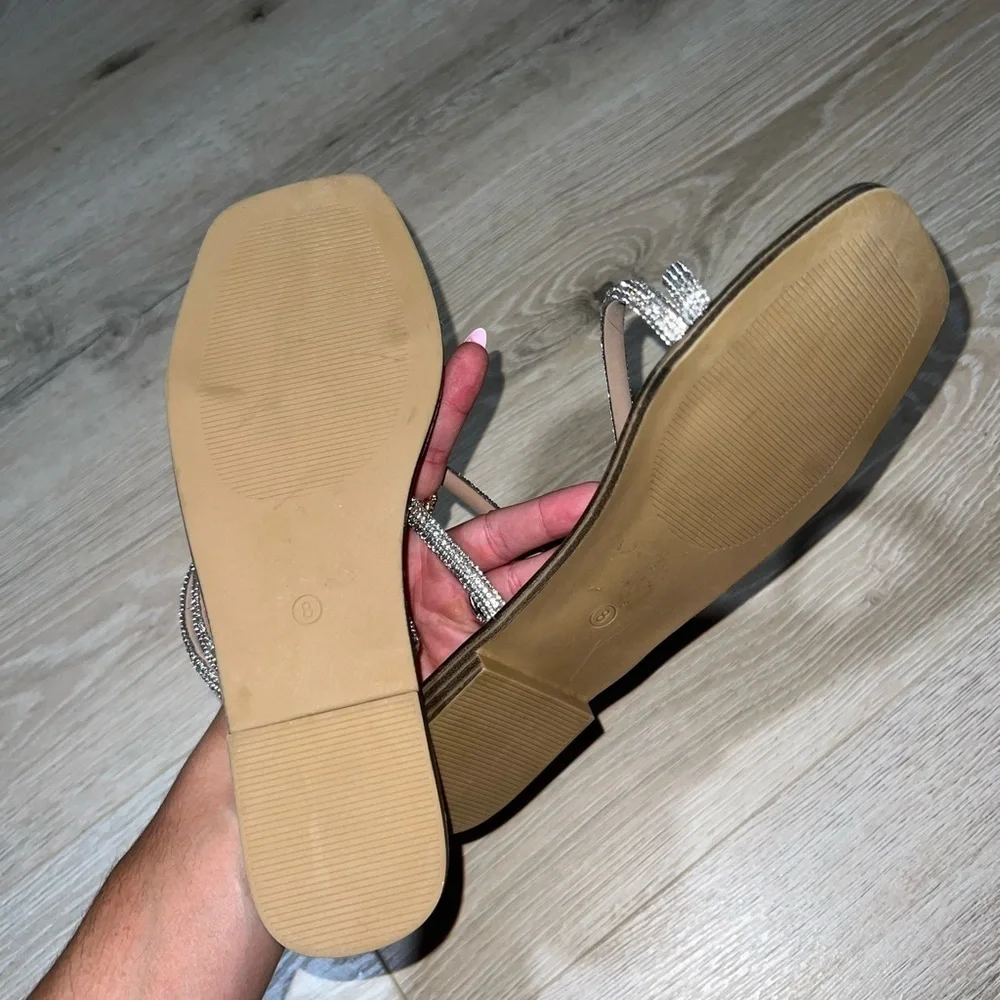 NEW Bedazzled sparkly flip flop sandals Madden Girl  8 new